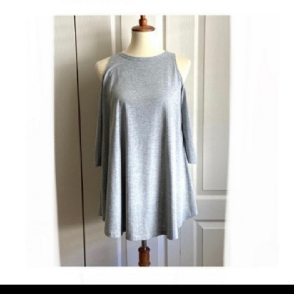 Style Dome Cold Shoulder Tunic Style Top